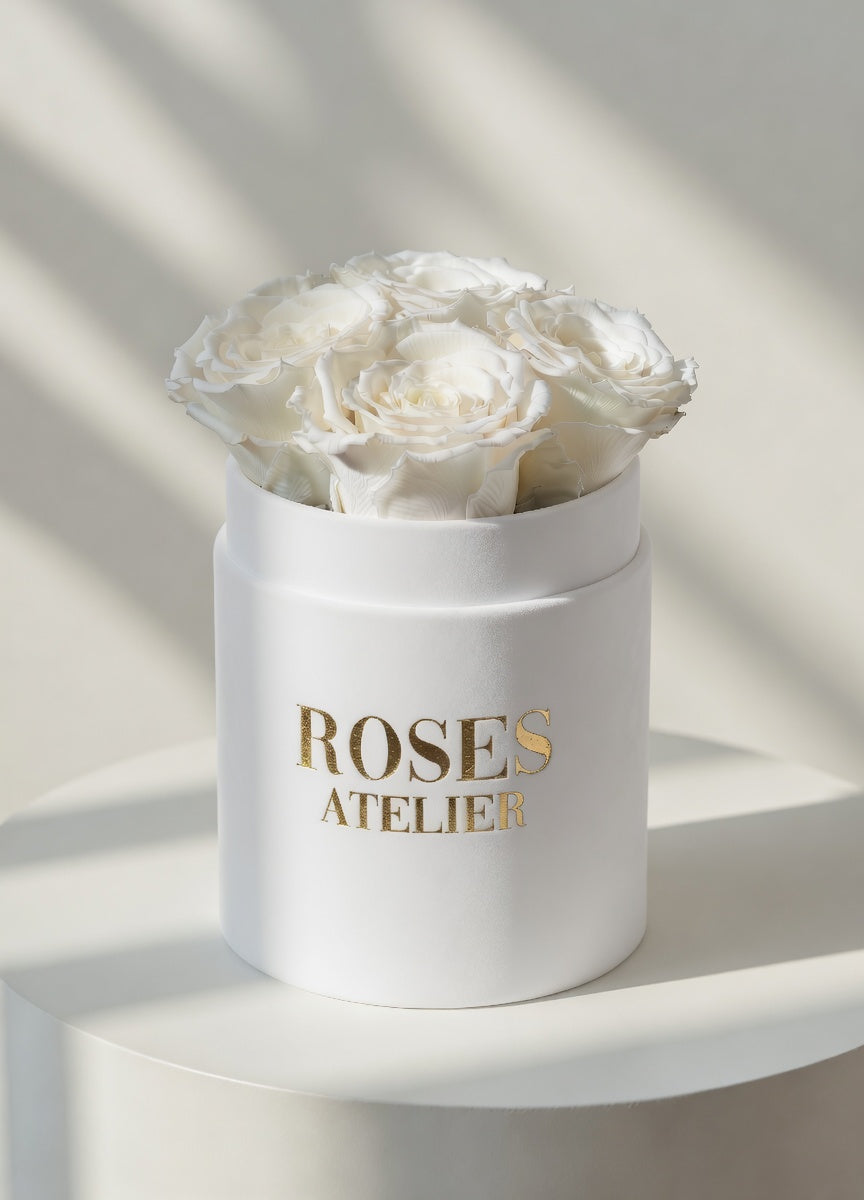 Wieczne róże białe - flower box biały - mały