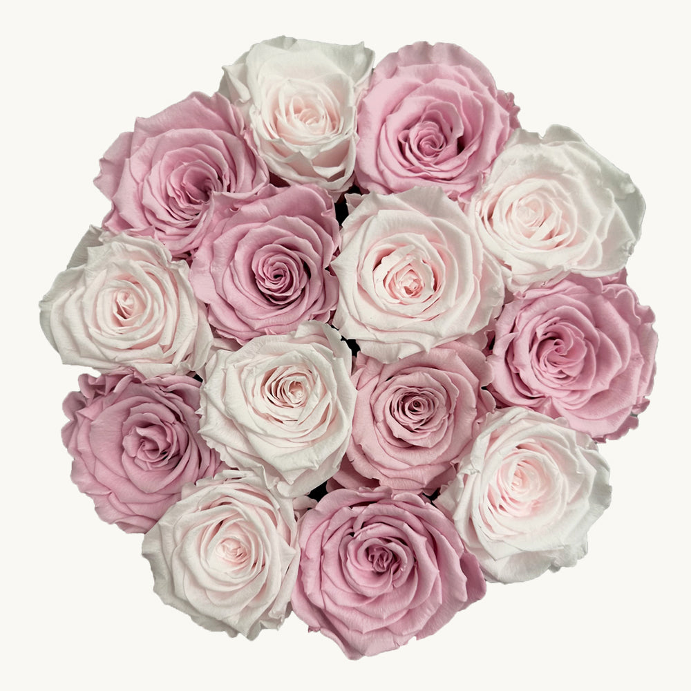 Duży flower box z wiecznymi różami